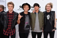 /album/a5sospt/a5secondsofsummer1-jpg/