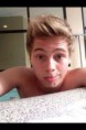 /album/luke-hemmings/a00-jpg/