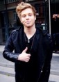 /album/luke-hemmings/tumblr-n3wnpueupn1s9oz5lo1-500-jpg/