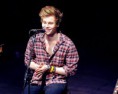 /album/luke-hemmings/tumblr-n3x7k75se51qcfz6mo1-500-jpg/
