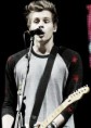 /album/luke-hemmings/tumblr-n8yq0fgywk1rac25yo1-500-jpg/